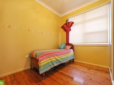 32 Kurrajong  St, Windang