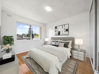 4 / 5 Defoe Street, Wiley Park