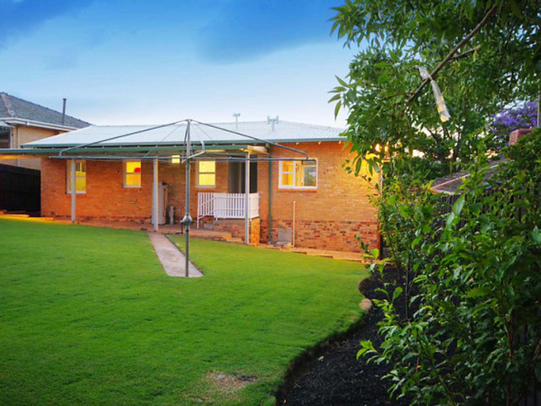 11 Elsvern Avenue, Belmont