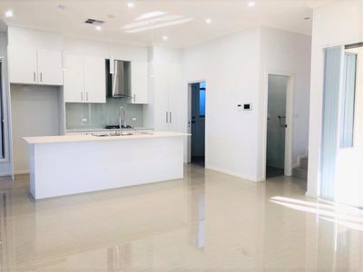 7 Crown Street, Austral