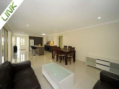 16 Carnarvon Cr, Waterford