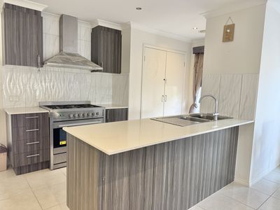 14 Brittle Street, Manor Lakes