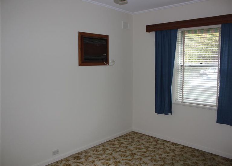 217 Sturt Road, Seacombe Gardens