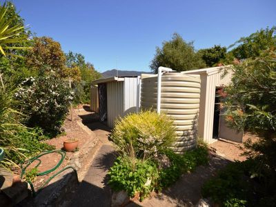 7 Mountain Avenue, Mount Beauty