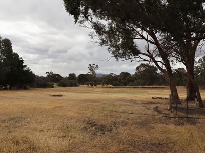 202 Back Kyneton Road, Heathcote
