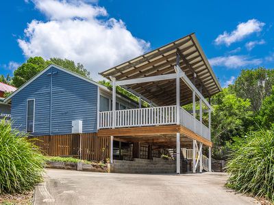 2 Jarrah Crescent, Ocean Shores