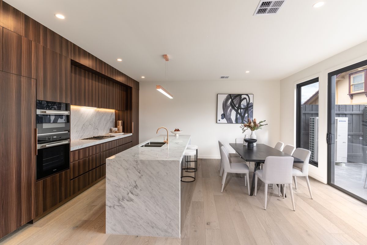 1 / 480 Whitehorse Road, Surrey Hills