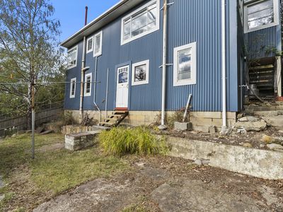 16 Ingram Street, South Hobart