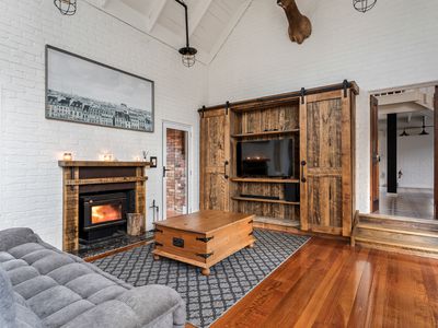 15 Travellers Drive, Travellers Rest