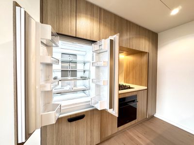 403 / 1 Corona Avenue, Roseville