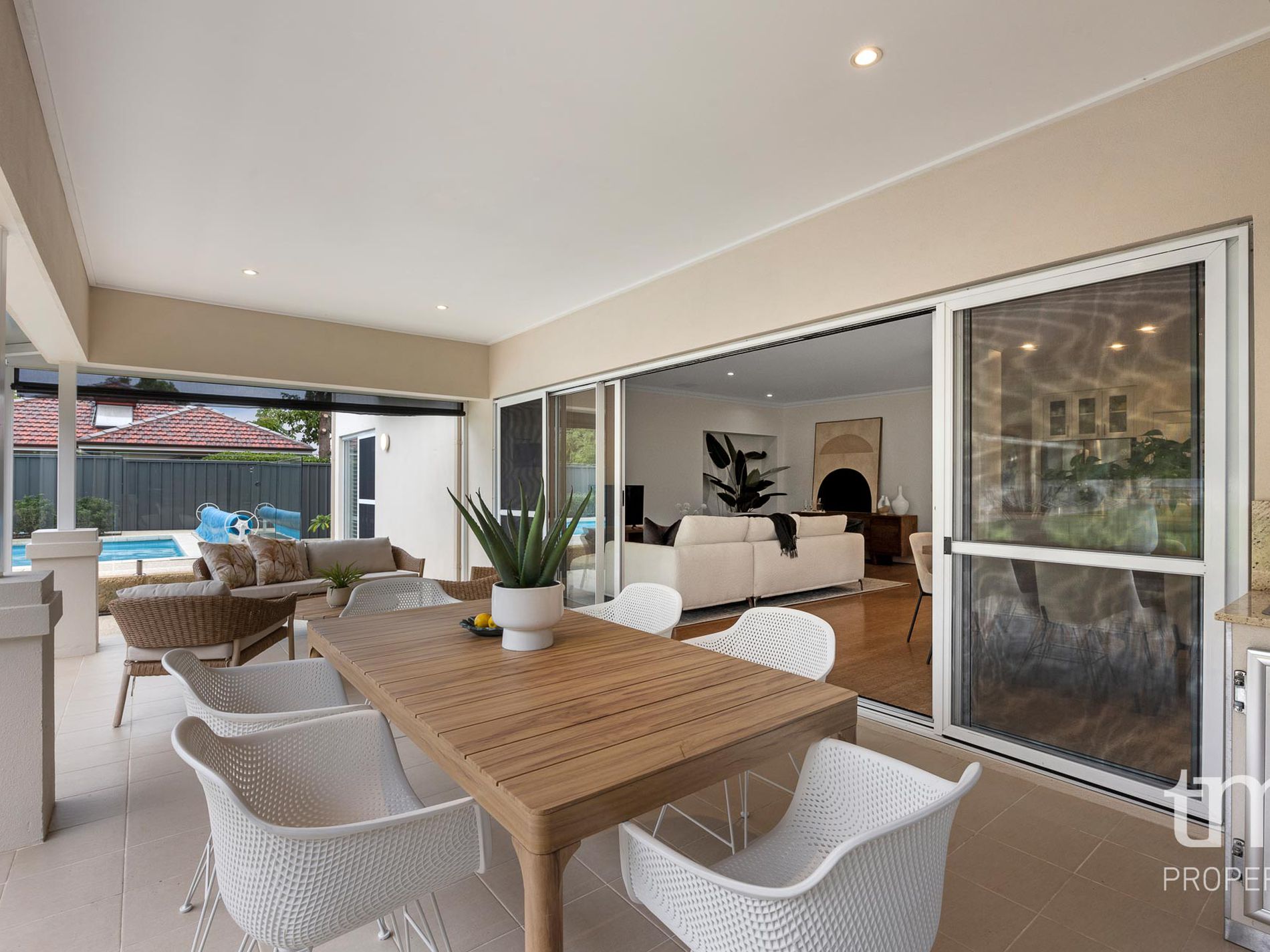 16 Baird Avenue, Nedlands