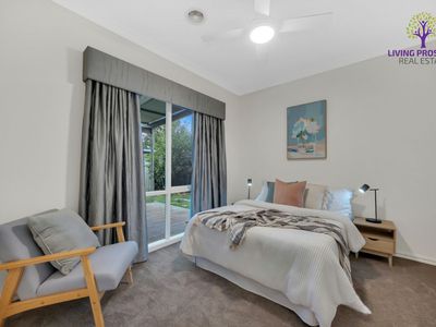 4 Fullard Close, Point Cook
