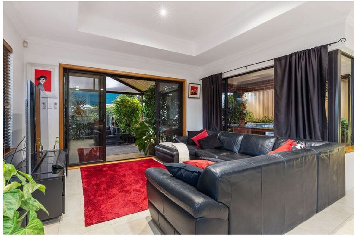 45A Davy Street, Alfred Cove