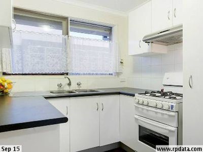 8 / 33-35 Bond Street, Ringwood