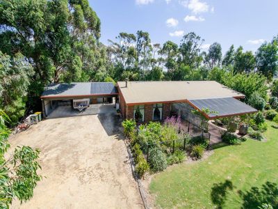 400 Yells Road , Moorak