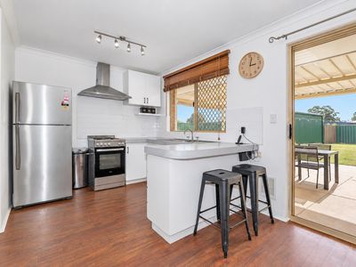 37 Bodicoat Drive, Brookdale