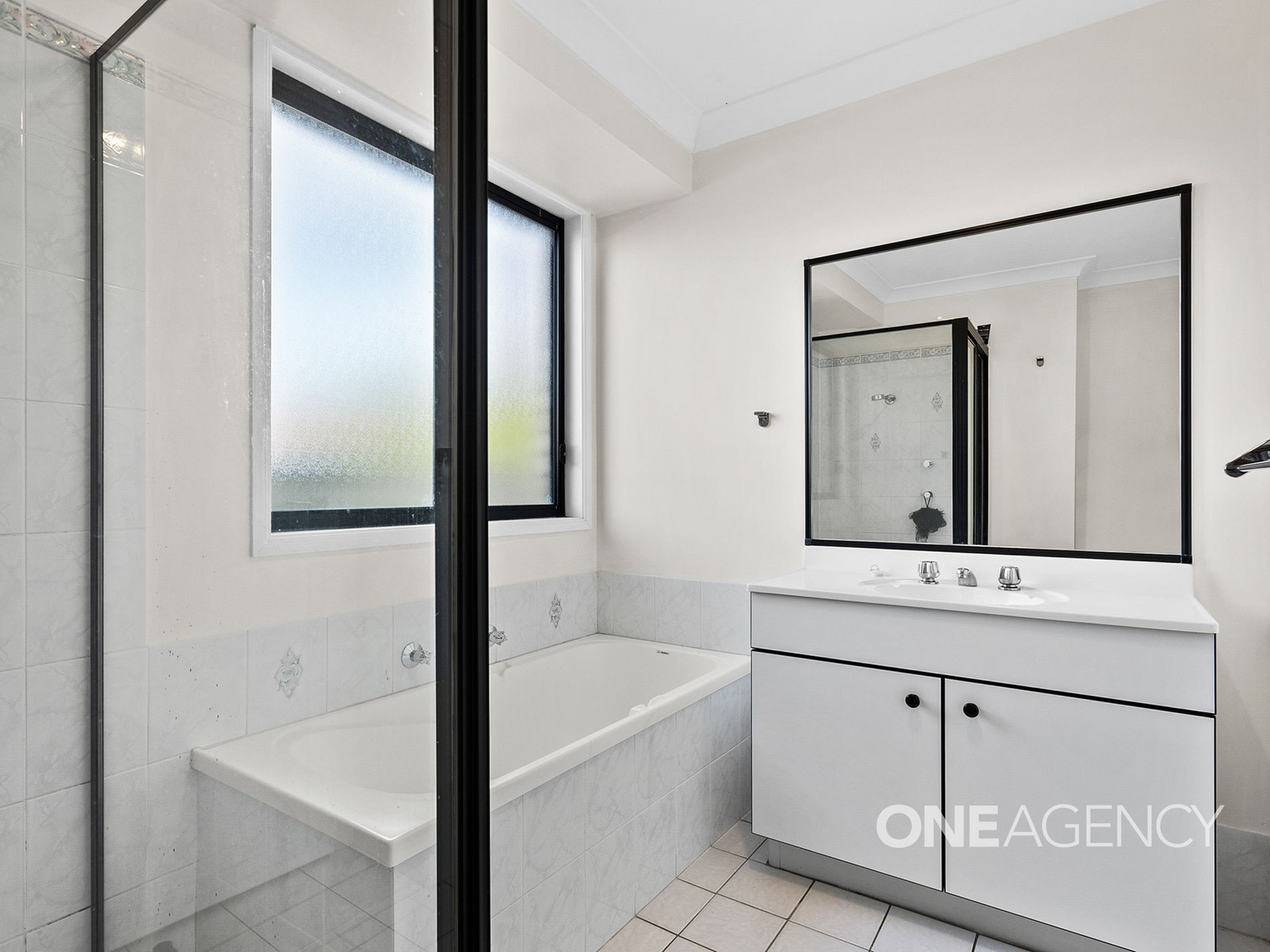 6 Ashbury Ave, Horsley