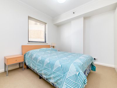 2A / 811 HAY STREET, Perth