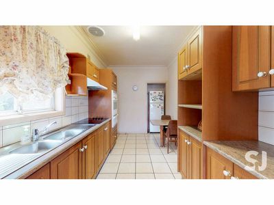 16 Laughton Street, Dubbo