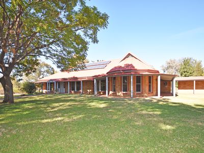 7 Peppercorn Place, Dubbo
