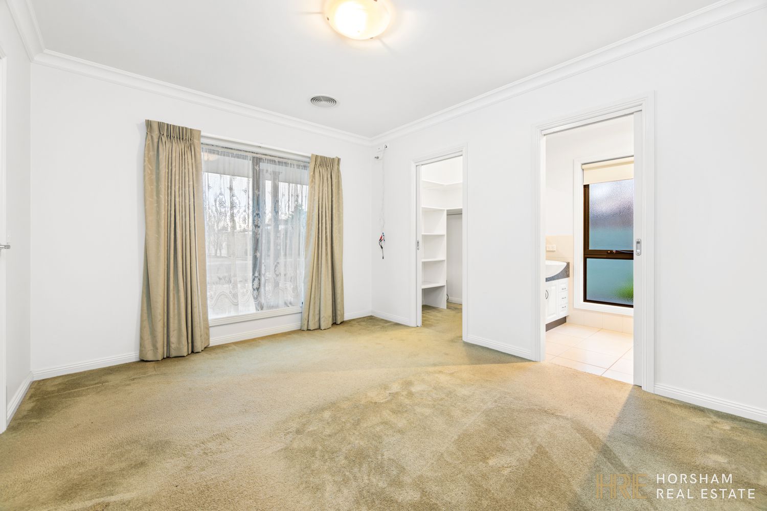 1 Harders Street, Horsham