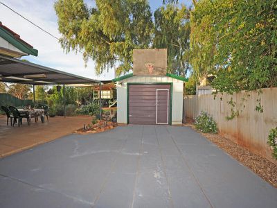 2 Leslie Place, Kalgoorlie