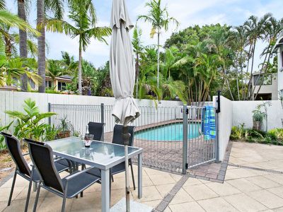 1 / 6 Woorookool Place, Noosaville