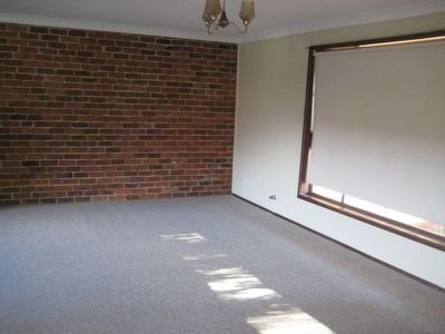 2 / 1 Meadowbank Drive, Dubbo