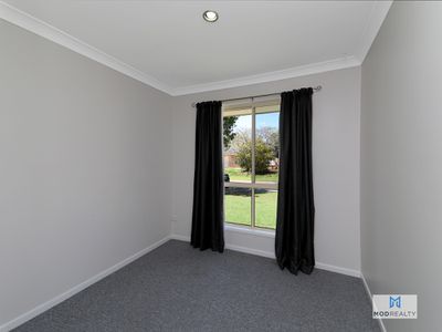 60 Selwyn Street, North Booval