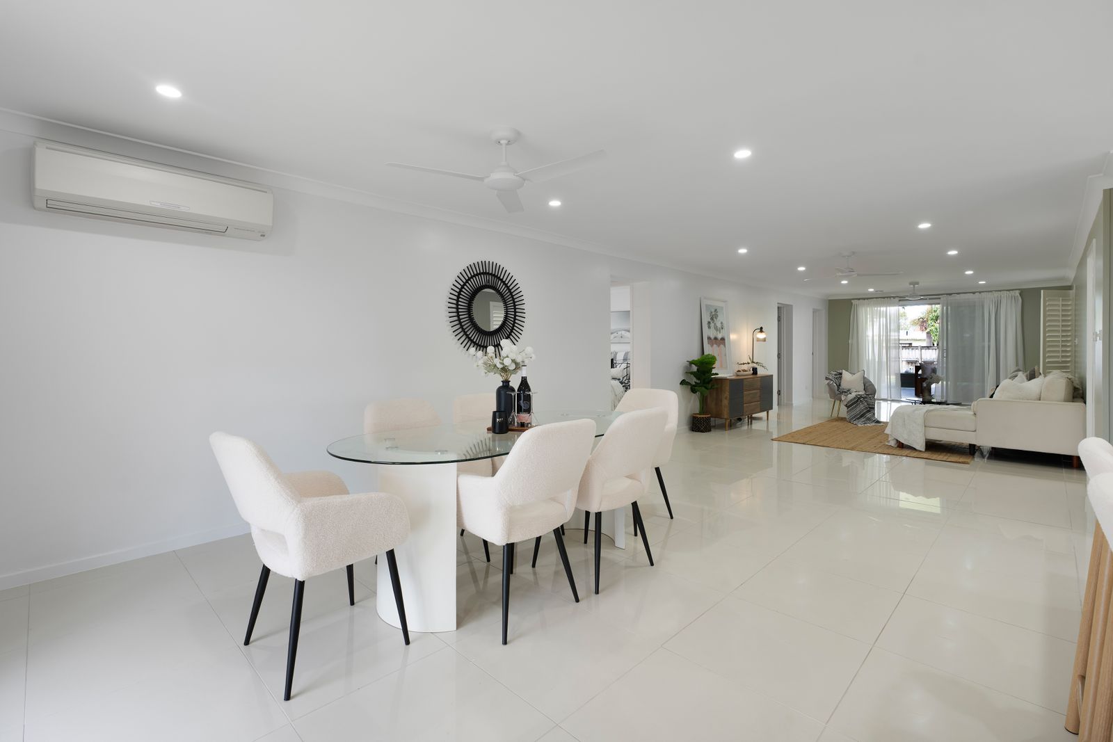 Photo 3 of 27, 26 Coronation Avenue, Golden Beach