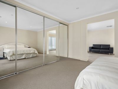 12 Glenns Court, Woodend