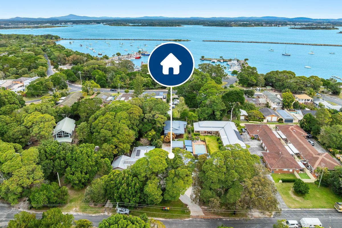 100 Charles Street, Iluka