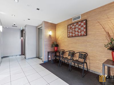 219 / 118 Dudley Street, West Melbourne