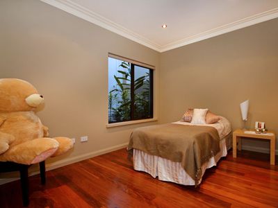 17 Vestia Walk, Stirling