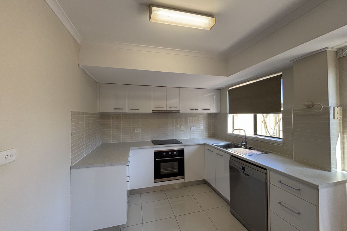 2 / 6 Angourie Street, Iluka