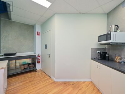 9 / 5 Parkes Street, Cockburn Central