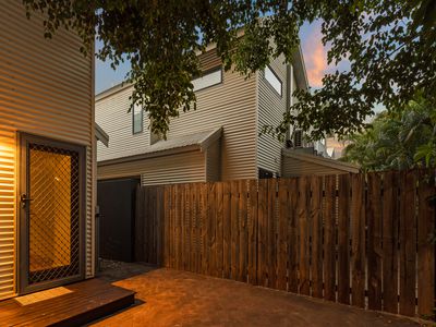 4 / 7 Bagot Street, Djugun