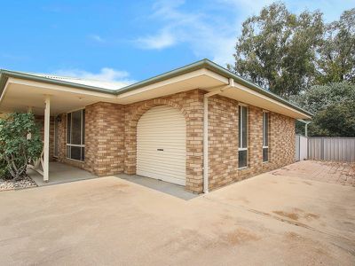 Unit 2 / 129 Hovell Street, Howlong