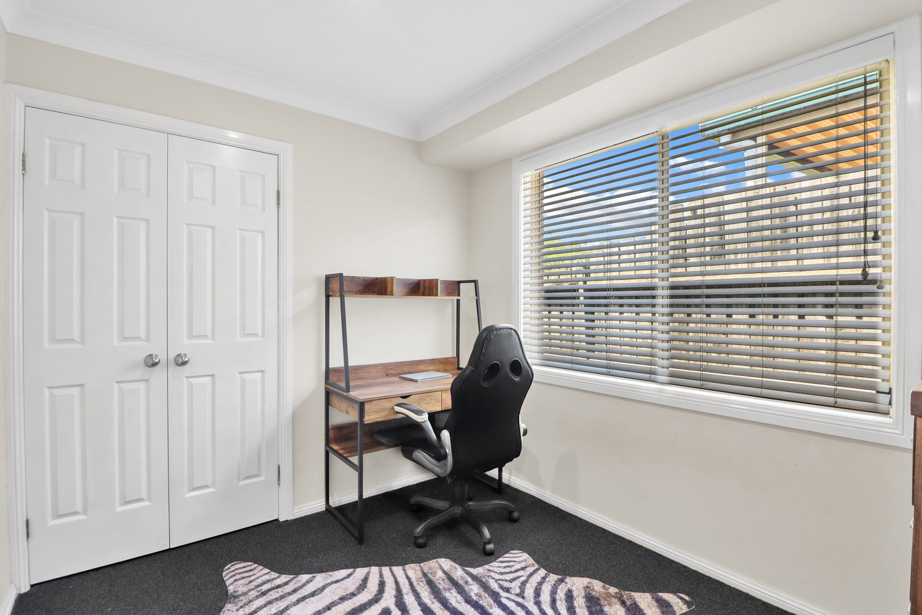 6 Cyperus Place, GLENMORE PARK
