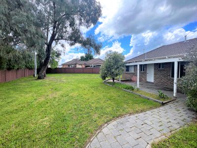 66 Cottonwood Drive, Eglinton