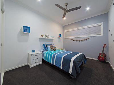 2 Feathertail Place, Gumdale
