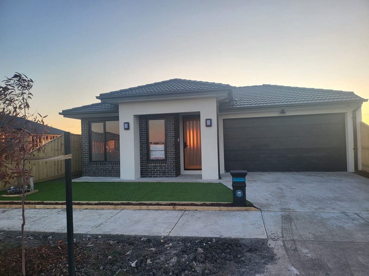 11 Gold Dust Road, Beveridge Kohinoor Real Estate