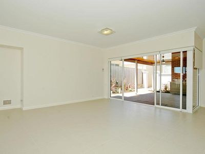 27 Seadrift Street, Yanchep