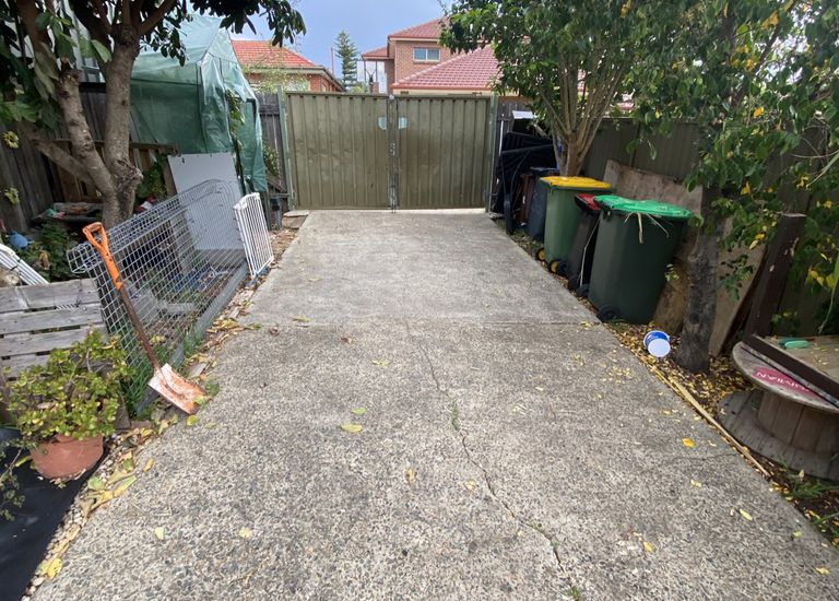 1 / 104 Cahors Road, Padstow