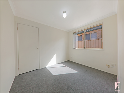20 Mountain Ash Road, Hamlyn Terrace