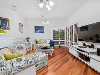 1 / 11 Park Road, Mount Pleasant