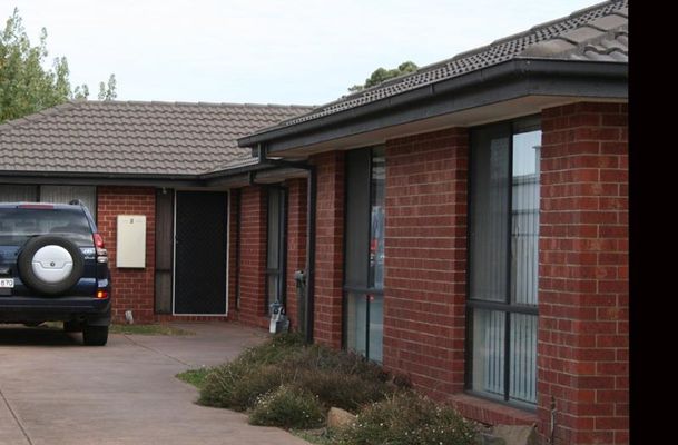 2 / 3 Medway Road, Craigieburn