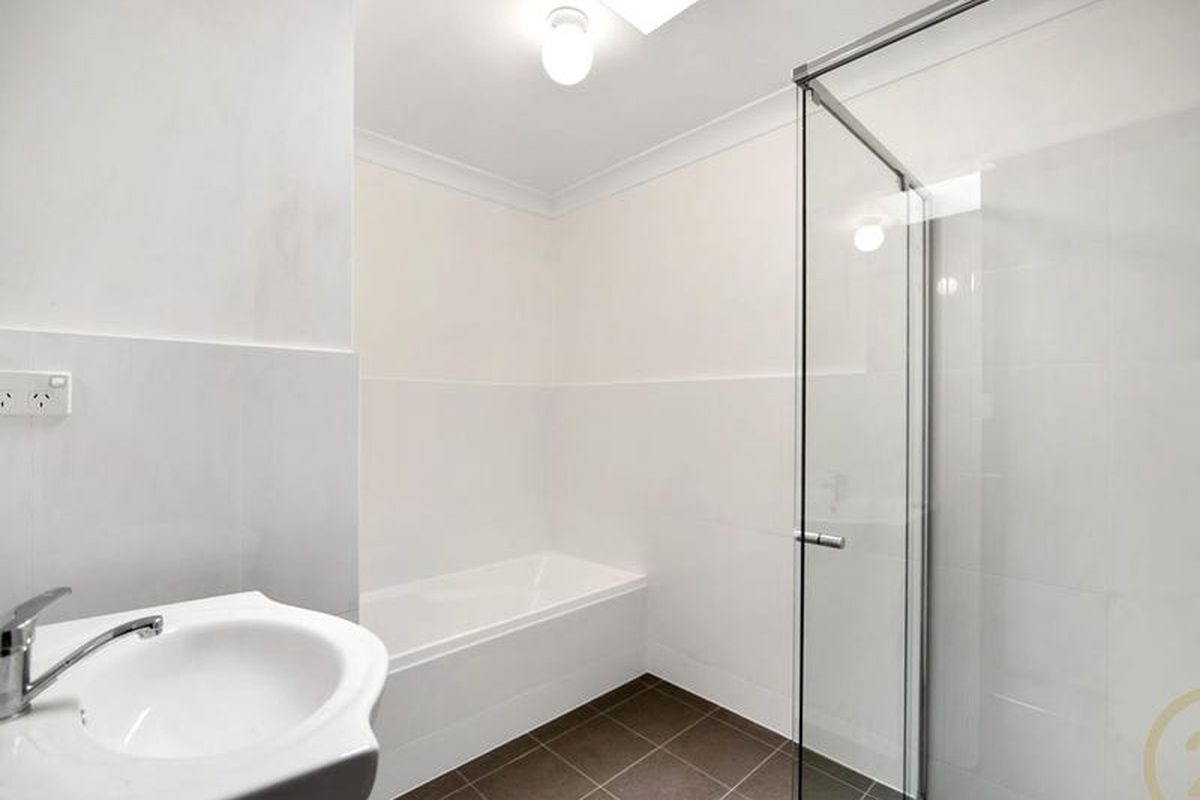 1 / 7A Margaret Street, Point Clare