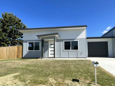 2 / 2 Sonrose Court, Nanango