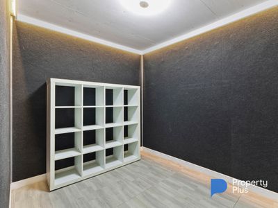 7 Hattam Street, Golden Square